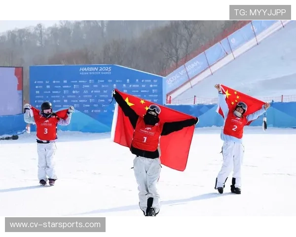 国际滑雪巡回赛中国队在大回转项目再添奖牌 国际滑雪巡回赛中国队在大回转项目再添奖牌